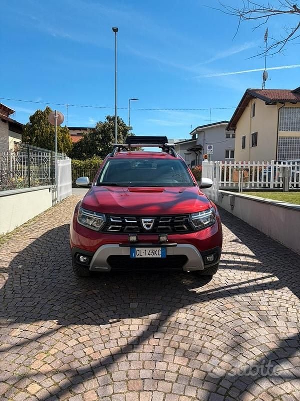 Usata Dacia Duster Prestige 116 CV (85 kW) 2022 Rosso SUV