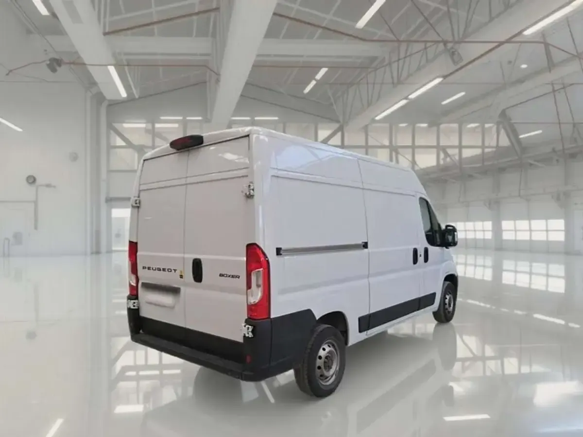 Usata Peugeot Boxer S 120 CV (88 kW) 2024 Bianco Furgone