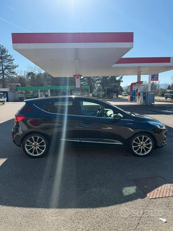 Usata Ford Fiesta Vignale 101 CV (74 kW) 2019 Nero Utilitaria