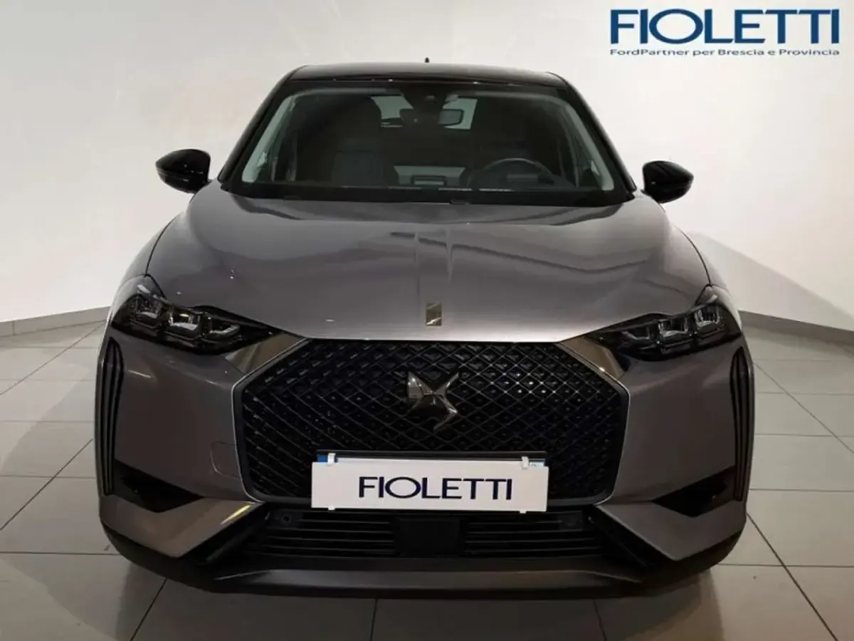 Usata DS Automobiles DS3 Crossback Bastille 101 CV (74 kW) 2024 Grigio SUV
