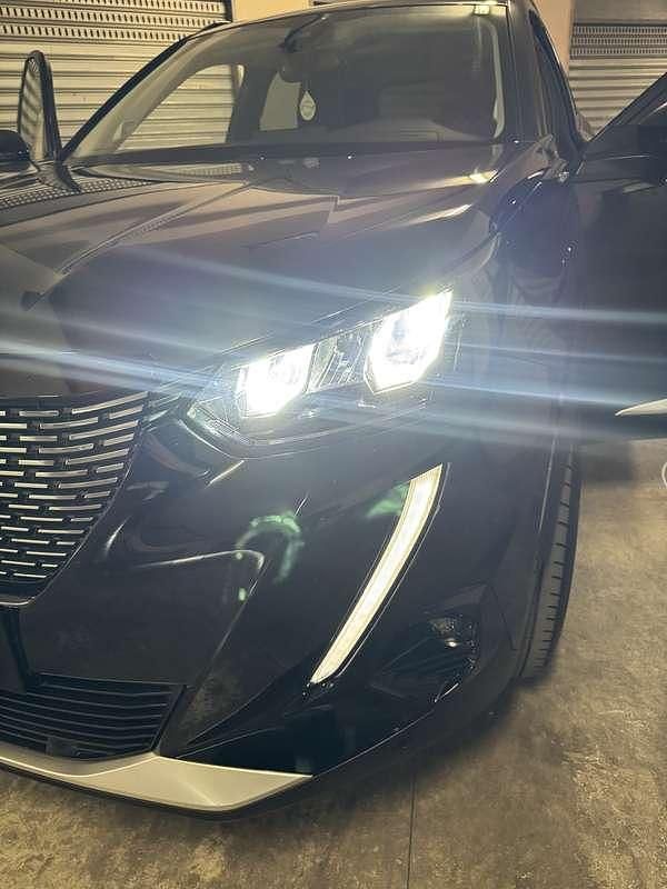 Usata Peugeot 2008 S 131 CV (96 kW) 2020 SUV