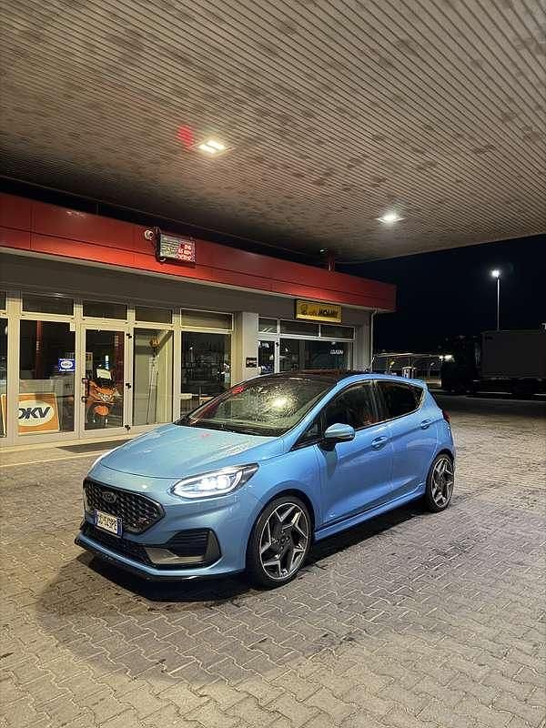 Usata Ford Fiesta ST 200 CV (147 kW) 2022 Blu/azzurro Utilitaria