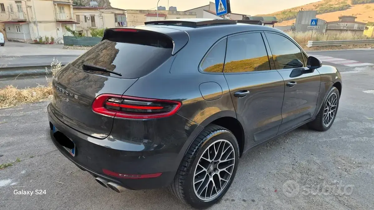 Usata Porsche Macan 250 CV (183 kW) 2018 Grigio SUV