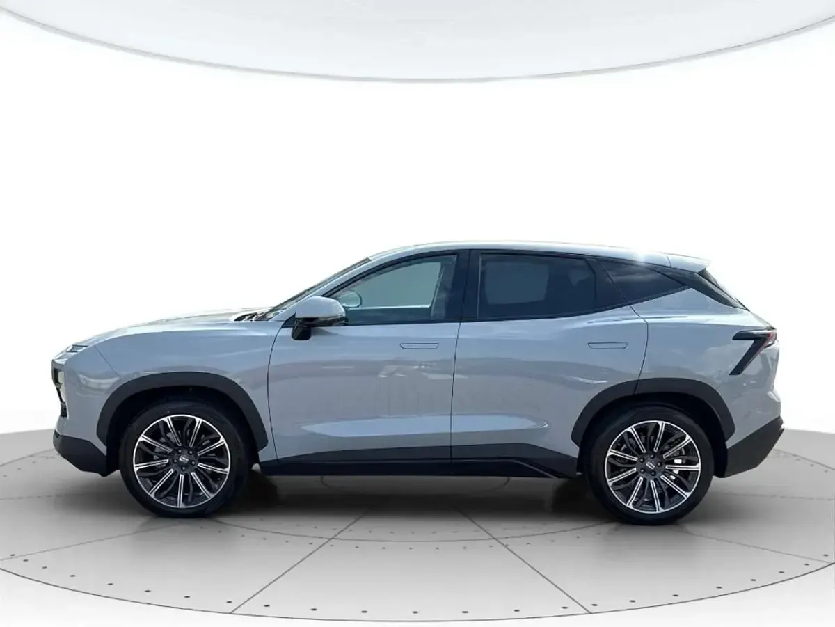 Usata Sportequipe S6 GT 186 CV (136 kW) 2025 Grigio med SUV