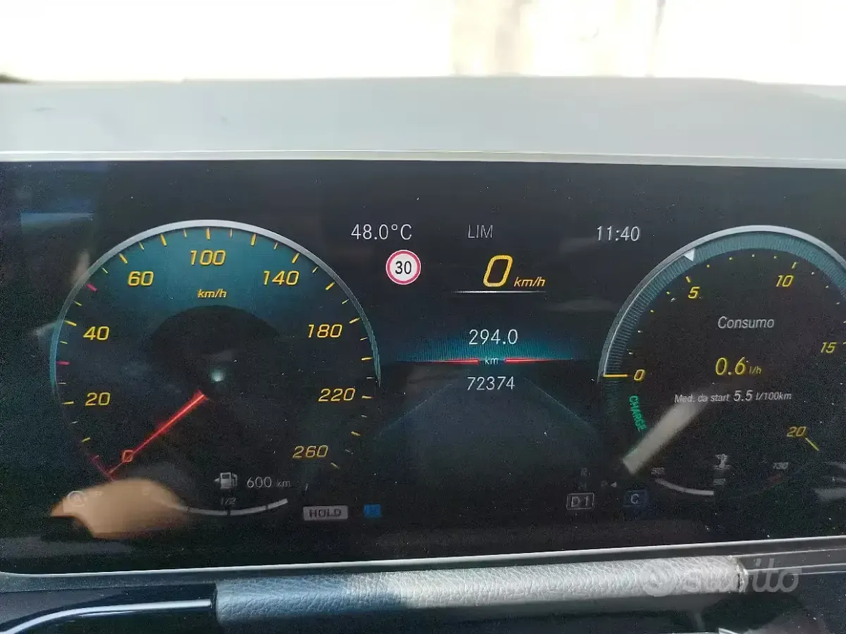 Usata Mercedes 180 116 CV (85 kW) 2020 Bluazzurro Berlina