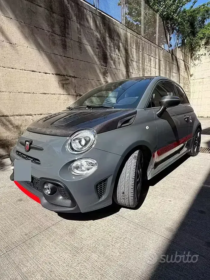 Usata Abarth 695C 165 CV (121 kW) 2017 Grigio Cabrio