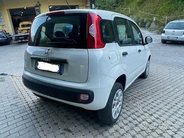 Usata Fiat Panda Lounge 85 CV (62 kW) 2017 Bianco Utilitaria