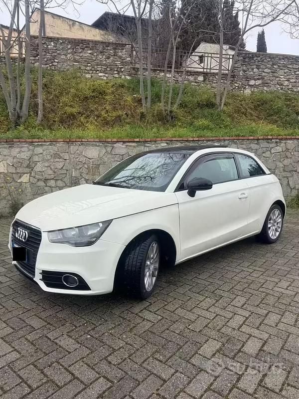 Usata Audi A1 90 CV (66 kW) 2012 Bianco Utilitaria