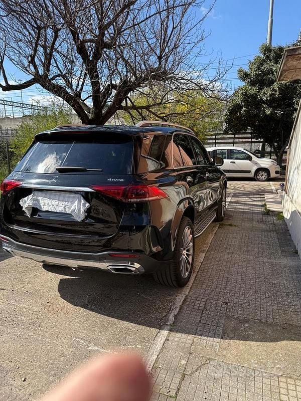 Usata Mercedes GLE300 Premium Plus 2020 Nero SUV