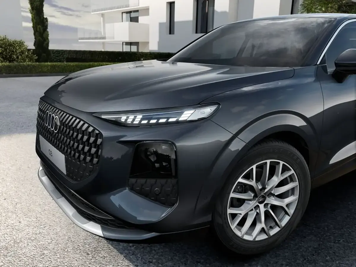 Nuova Audi Q3 Sportback Advanced Plus 150 CV (110 kW) 2026 Grigio tambora metallico SUV