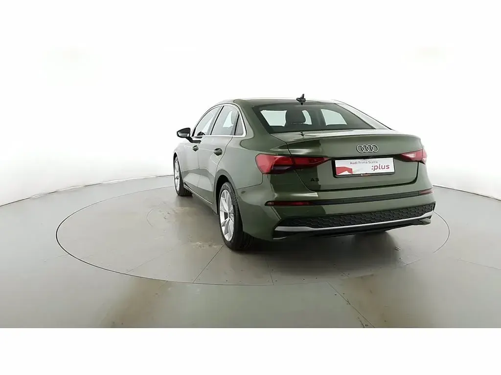 Usata Audi A3 e-tron 116 CV (85 kW) 2025 Verde distretto metallizzato Utilitaria