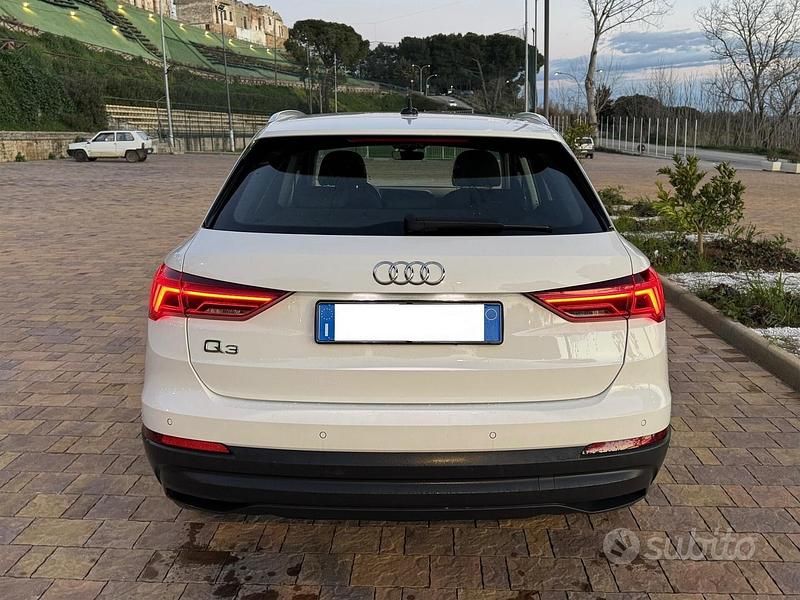 Usata Audi Q3 150 CV (110 kW) 2023 Bianco SUV