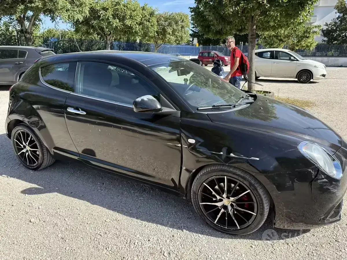 Usata Alfa Romeo MiTo 120 CV (88 kW) 2009 Nero Utilitaria