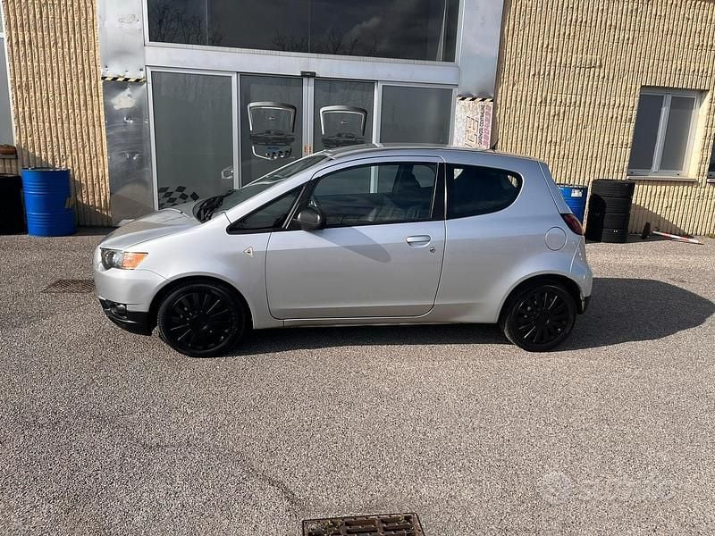 Usata Mitsubishi Colt 75 CV (55 kW) 2009 Berlina