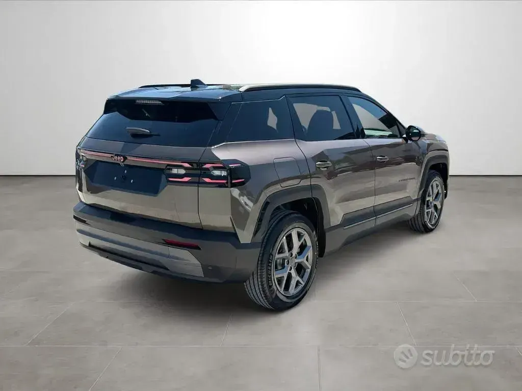 Nuova Jeep Compass 136 CV (100 kW) 2026 Marrone SUV
