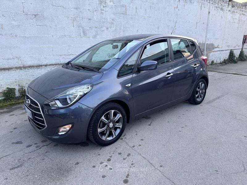 Usata Hyundai i20 125 CV (91 kW) 2019 Grigio Utilitaria