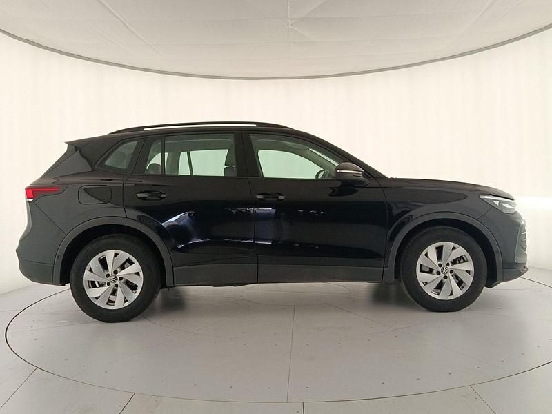 Usata VW Tiguan Life 150 CV (110 kW) 2024 Nero SUV