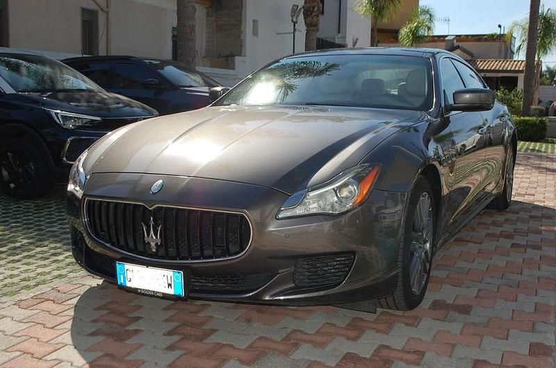 Usata Maserati Quattroporte 275 CV (202 kW) 2015 Grigio Berlina