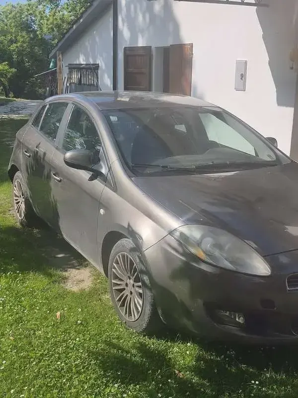 Usata Fiat Bravo Dynamic 90 CV (66 kW) 2007 Utilitaria