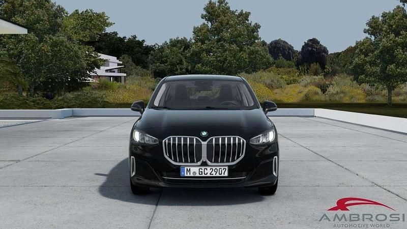 Nuova BMW 218 Active Tourer Luxury Line 150 CV (110 kW) 2025 Nero Monovolume
