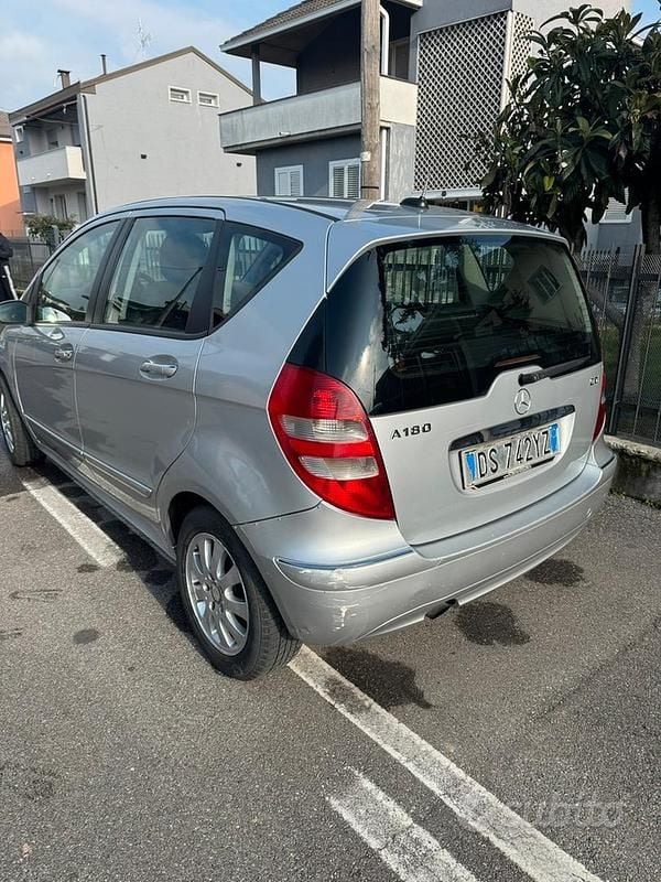 Usata Mercedes A180 2008 Grigio Berlina