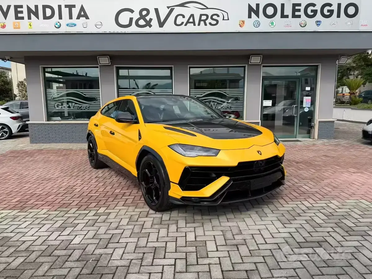Usata Lamborghini Urus 666 CV (489 kW) 2025 SUV