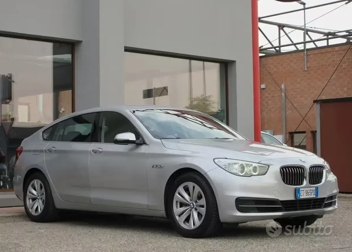 Usata BMW 520 184 CV (135 kW) 2014 Grigio Berlina