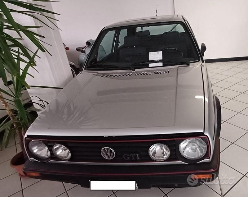 Usata VW Golf II GTI 110 CV (80 kW) 1985 Gray Utilitaria