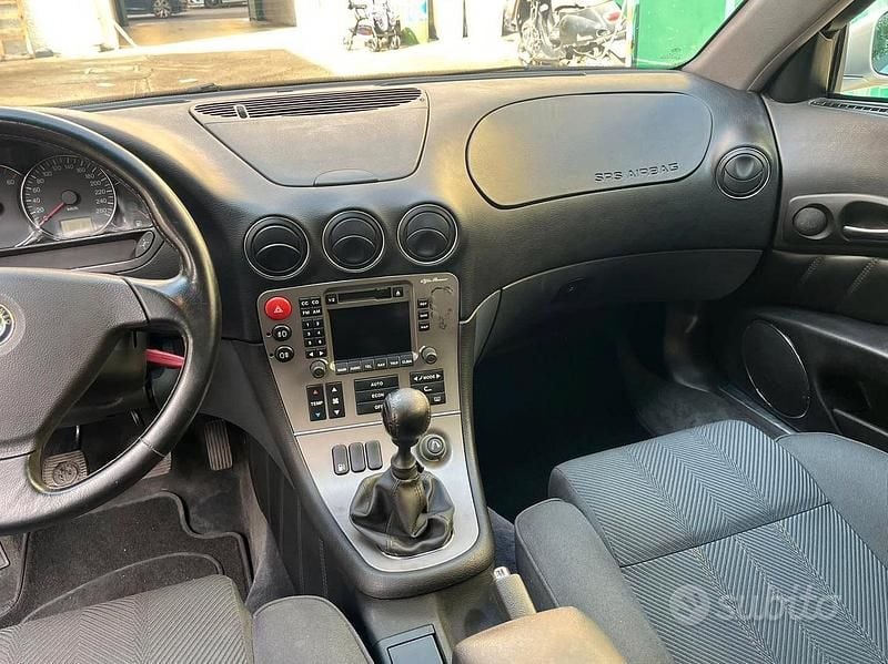 Usata Alfa Romeo 166 155 CV (114 kW) 2000 Berlina
