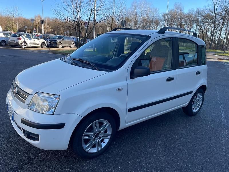 Usata Fiat Panda Emotion 60 CV (44 kW) 2009 Bianco Berlina