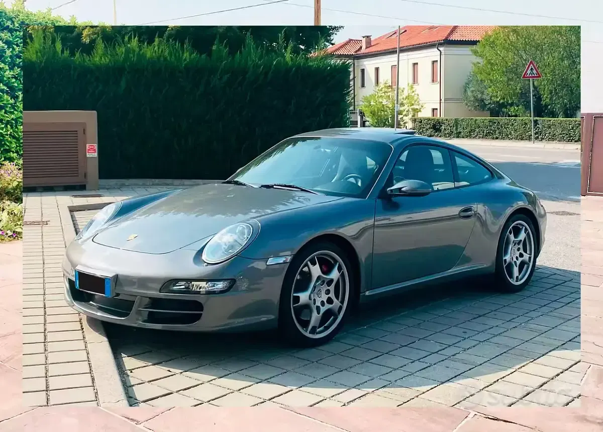 Usata Porsche 997 355 CV (261 kW) 2006 Grigio Coupé