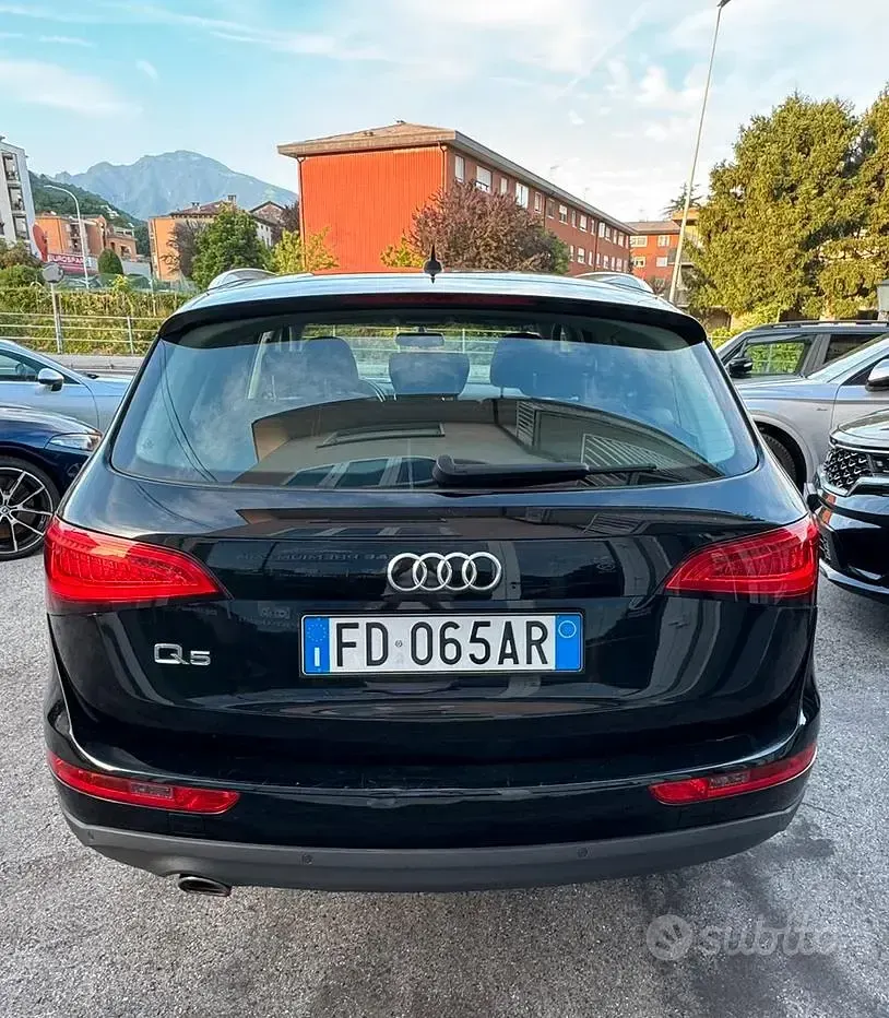 Usata Audi Q5 Advanced 177 CV (130 kW) 2012 Nero SUV