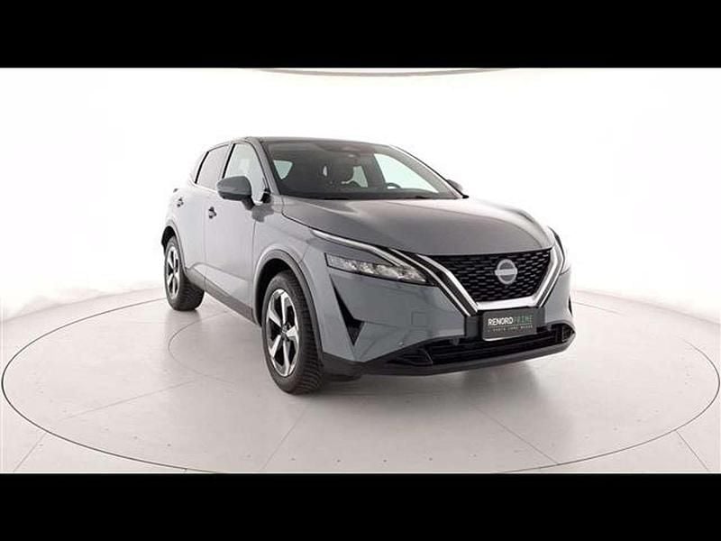 Usado Nissan Qashqai N-Connecta 158 CV (116 kW) 2023 Gris SUV