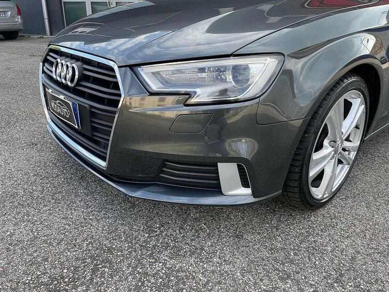 Usata Audi A3 S-Line 150 CV (110 kW) 2018 Grigio scuro Berlina