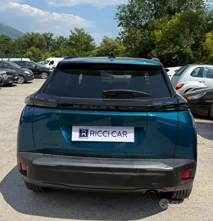 Usata Peugeot 2008 Allure 101 CV (74 kW) 2025 SUV