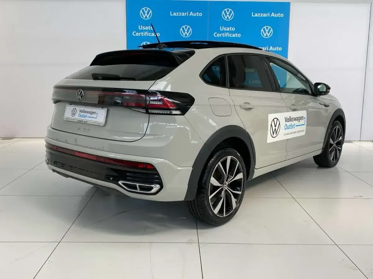 Usata VW Taigo R-line 150 CV (110 kW) 2023 Beige SUV