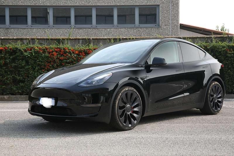 Usata Tesla Model Y Performance 155 kW (211 CV) 2022 SUV