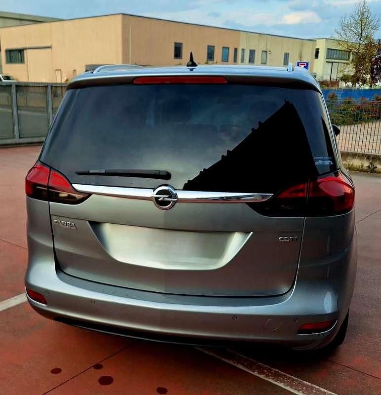 Usata Opel Zafira Tourer Cosmo 131 CV (96 kW) 2012 Monovolume