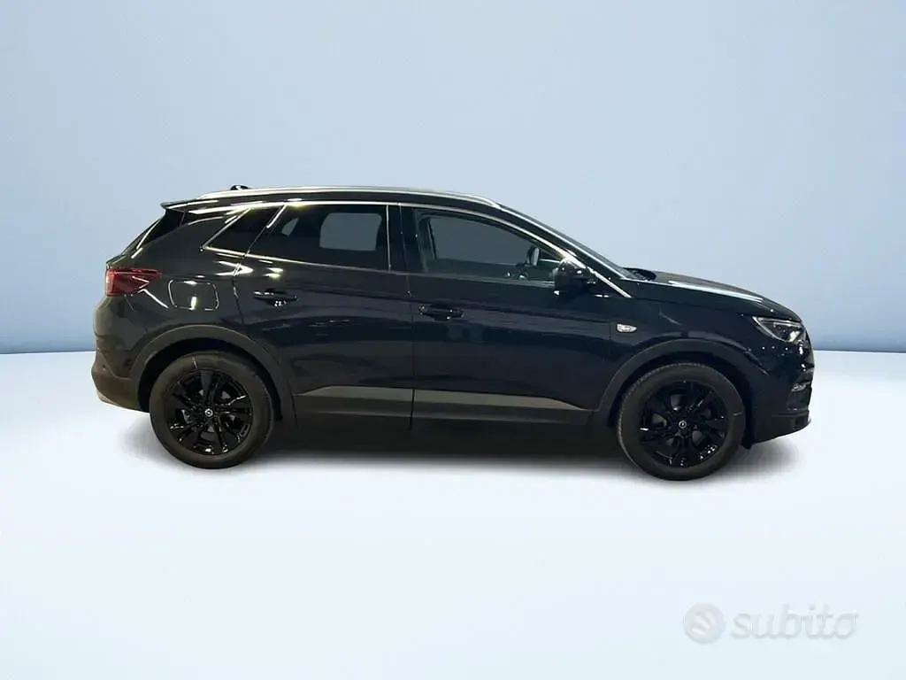 Usata Opel Grandland X Innovation 131 CV (96 kW) 2018 Blu metallizzato SUV