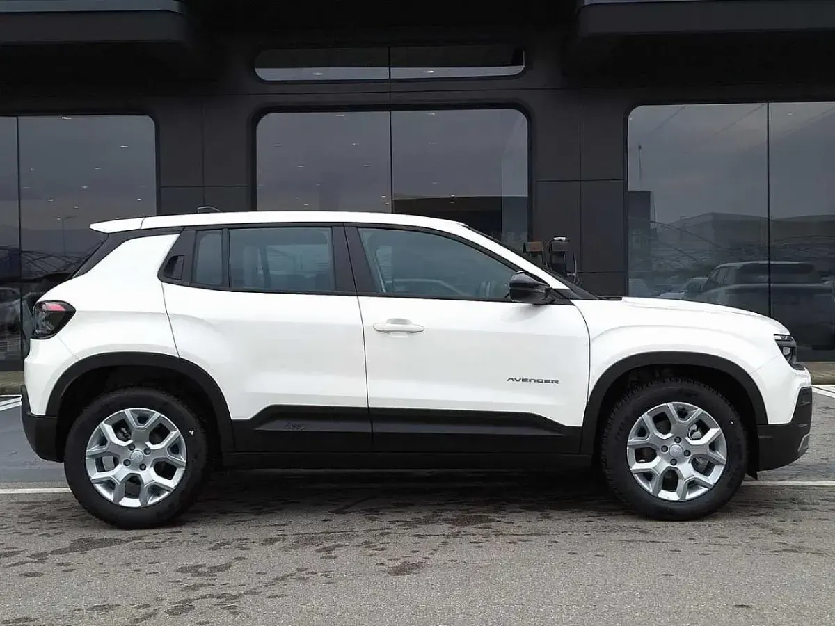 Nuova Jeep Avenger Altitude 100 CV (73 kW) 2026 Bianco SUV