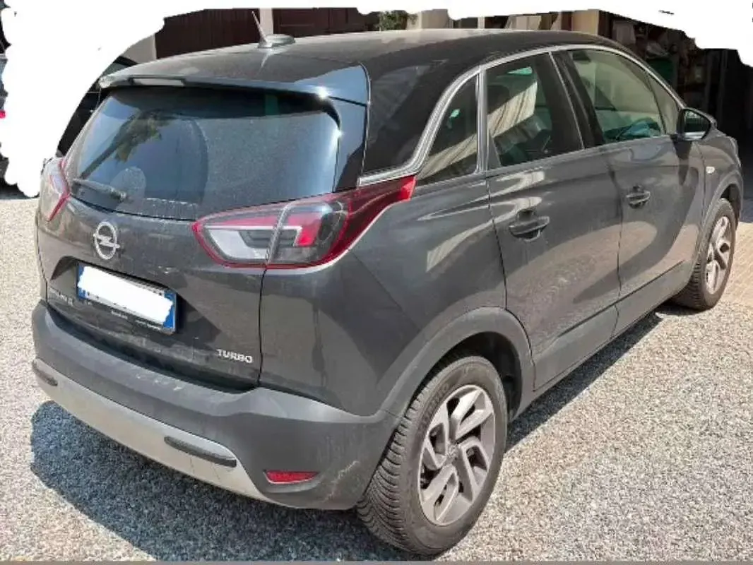 Usata Opel Crossland X Innovation 110 CV (80 kW) 2018 Grigio SUV