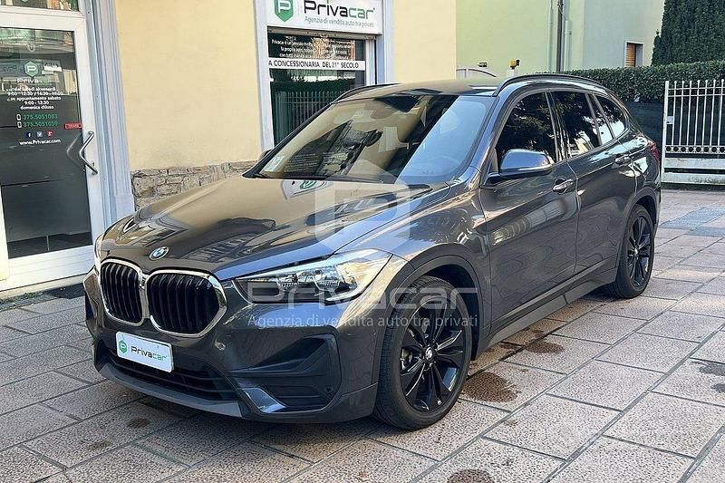 Grigio Usata 2021 BMW X1 Advantage SUV | 21.490 € (Buon prezzo) - Immagine 1/4