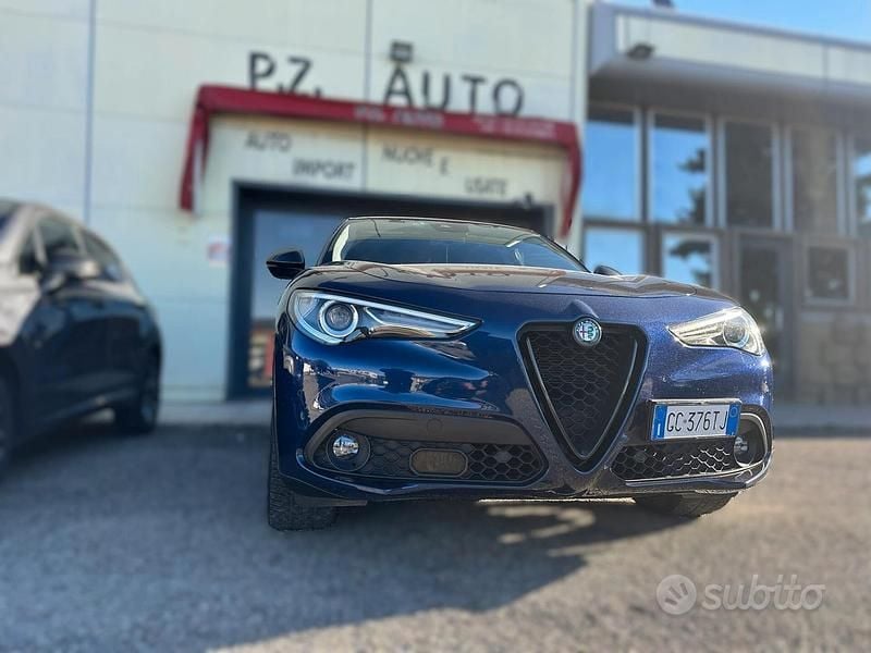 Usata Alfa Romeo Stelvio 190 CV (139 kW) 2020 Blu SUV
