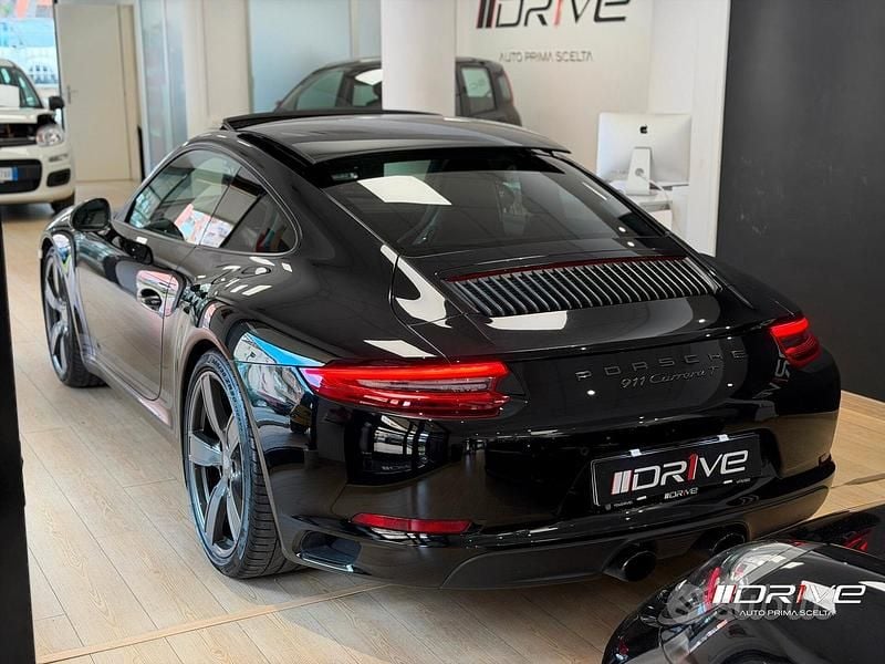 Usata Porsche 911 Carrera 370 CV (272 kW) 2018 Nero Coupé