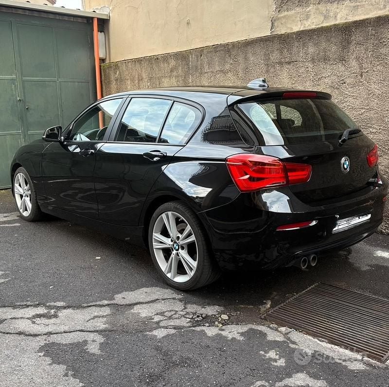 Usata BMW 120 Sport Line 184 CV (135 kW) 2019 Utilitaria