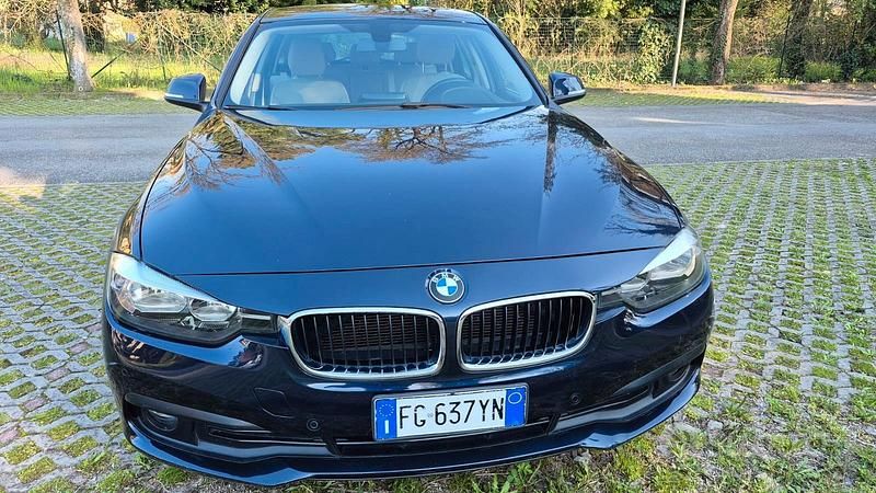Usata BMW 316 2017 Blu Station wagon