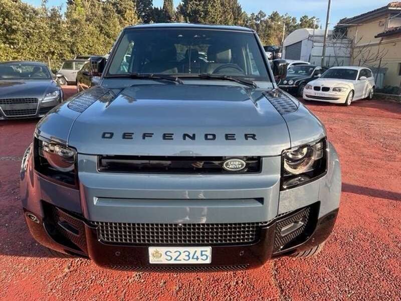Usata Land Rover Defender SE 249 CV (183 kW) 2024 Blu/azzurro SUV