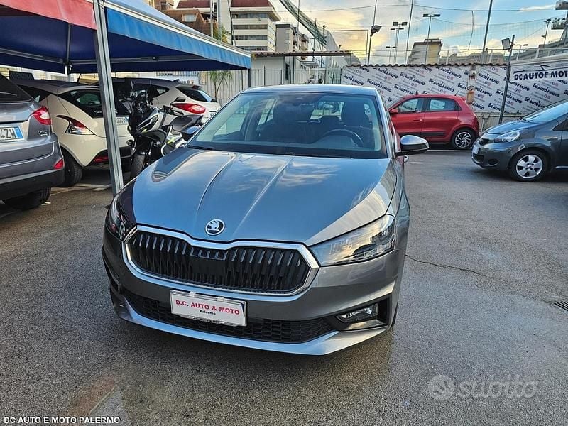 Usata Skoda Fabia Ambition 80 CV (58 kW) 2022 Grigio Utilitaria