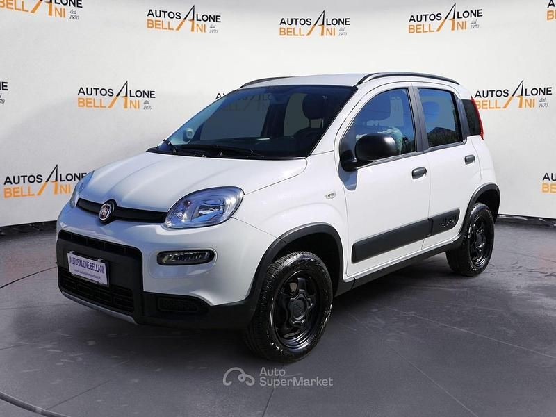 Usata Fiat Panda 4x4 Wild 86 CV (63 kW) 2020 Bianco Utilitaria
