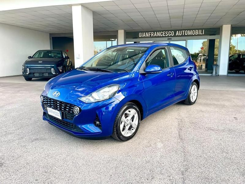 Usata Hyundai i10 67 CV (49 kW) 2023 Blu Utilitaria